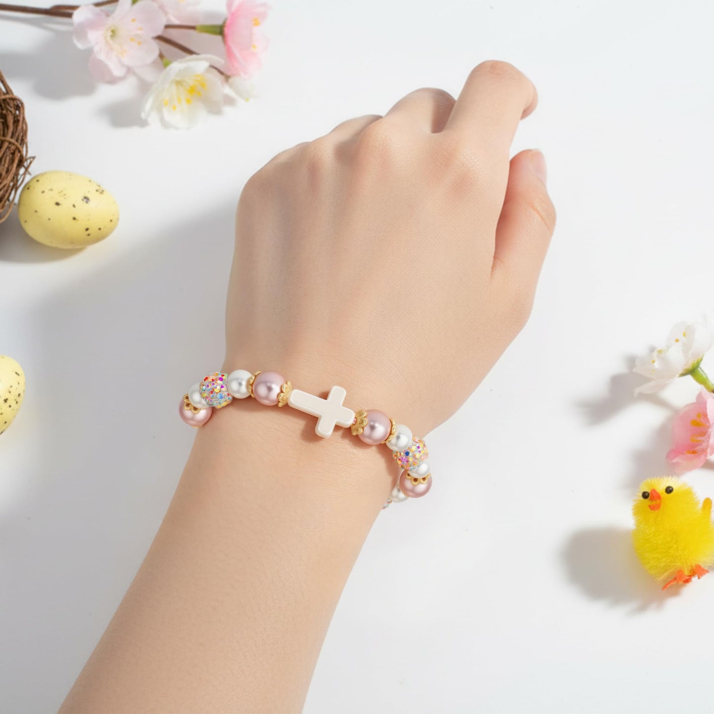 Sereney Preschool Kindergarten Graduation Gift for Girls, Birthday Gifts for Mom Grandma Daughter 1st New Mom Sister Step Mother, Pearl Bracelet as Beaded Bracelets for Wife Girlfriend Best Friends