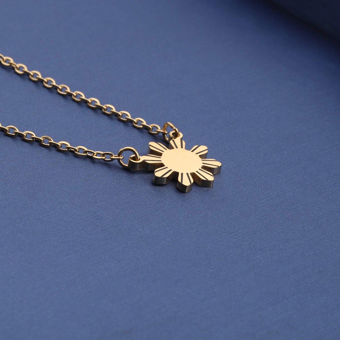 MYOSPARK Philippines Sun Necklace - Star Necklace Philippine Pride Jewelry Gift For Filipino