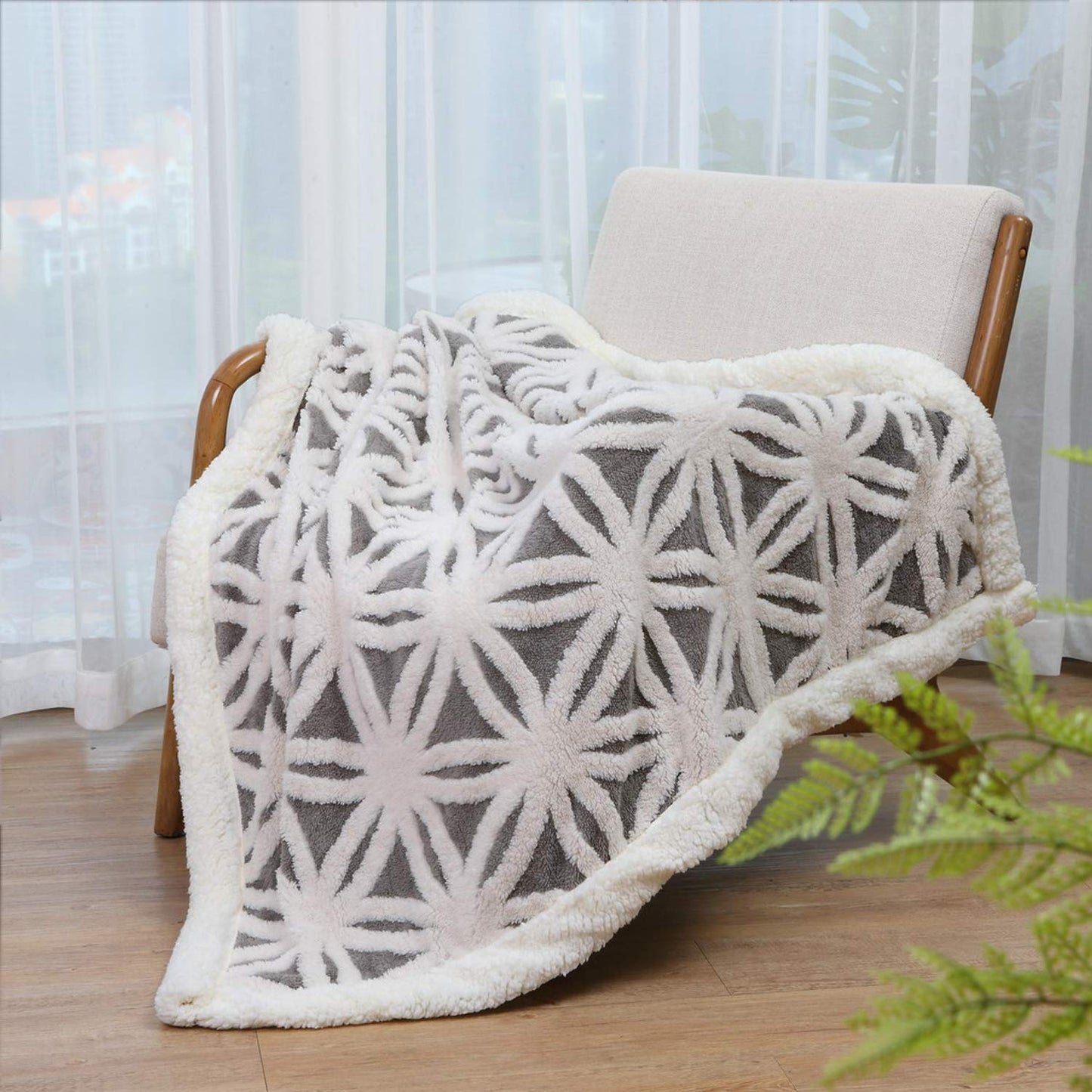 LOMAO Sherpa Fleece Blanket for Mom Cozy Soft Throw Blanket for Women Men Birthday Gifts Dual Sided Couch Sofa Bed Blanket (Grey,51x63)