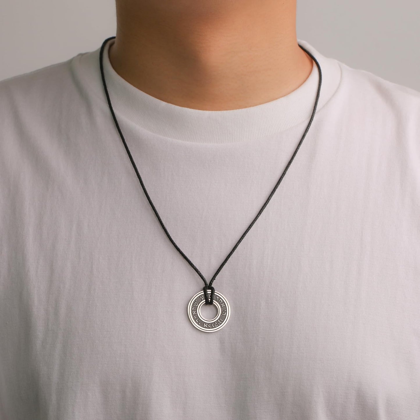 TEAMER Shema Yisrael Necklace Jewish Prayer Hear O Necklace Stainless Steel Hebrew Pendant Religious Vintage Jewelry for Men Women