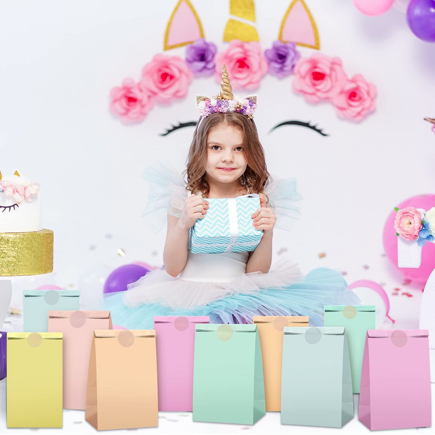 Zhehao 120 Pcs Pastel Gift Bags Candy Paper Bags with Stickers 5.1 x 3.2 x 9.5 Inch Party Favor Pastel Goodie Treat Sweet Craft Treat for Birthday Wedding Anniversary Supply