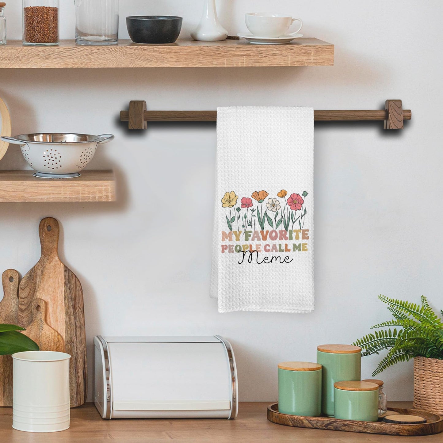 Meme Gifts Kitchen Towels, Mema Grandma Gifts from Grandkids Mother's Day Hand Towels for Bathroom Decor, My Favorite People Call Me Meme Dishcloths Dish Towel for Kitchen, 16x24 Inches