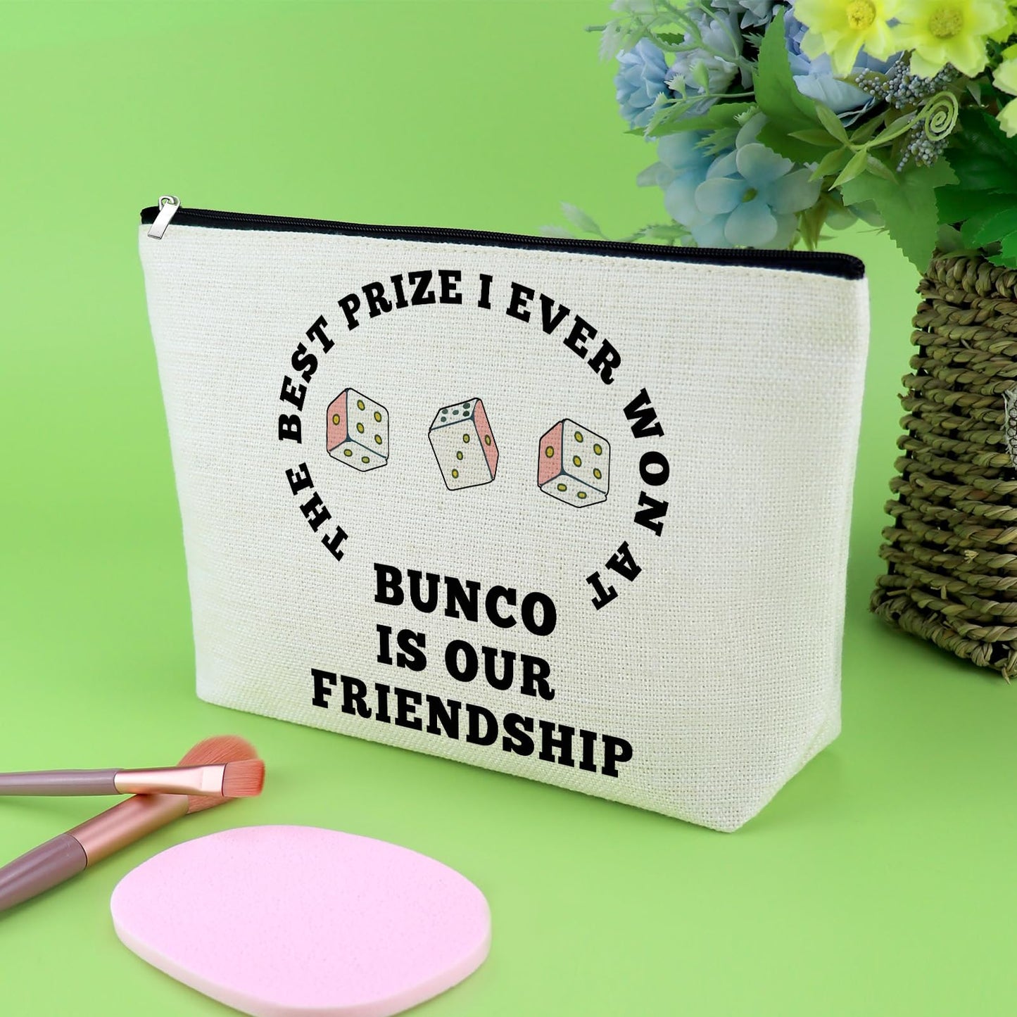 Funny Bunco Makeup Bag for Bunco Game Night Lovers Gambling Lover Gifts Cosmetic Bag Dice Game Gifts for Sister Best Friend Player Christmas Birthday Present Zipper Pouch for Graduation
