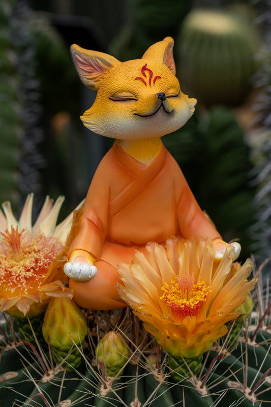 Zen Fox Figurine, Meditating Fox Buddha Statue for Home Decor, Living Room, Yoga & Meditation Accent, Shelf, Table, Desk Decor, Outdoor Garden Decor, Gifts for Women