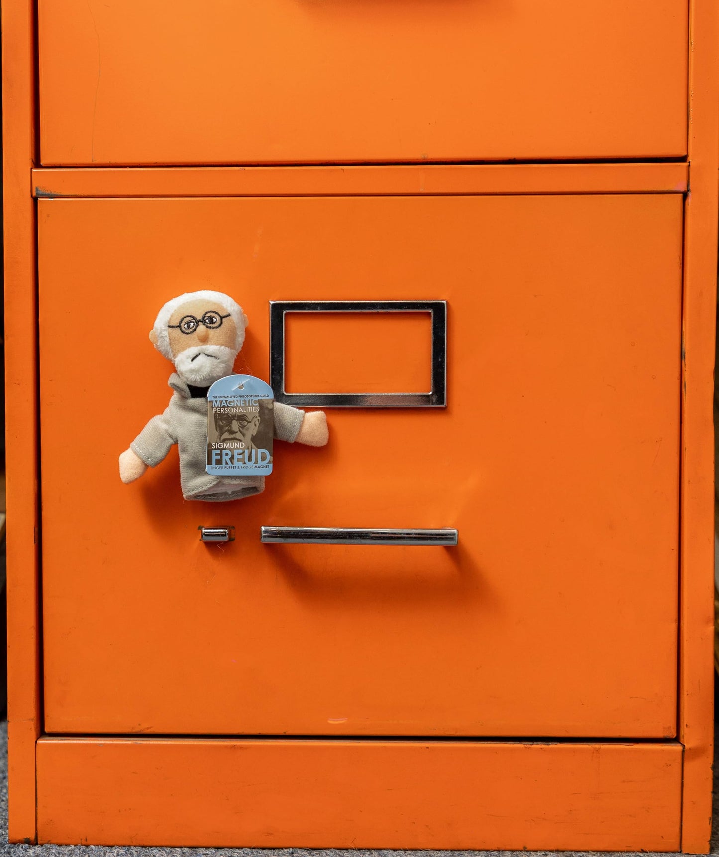 The Unemployed Philosophers Guild Sigmund Freud Magnetic Personality - Plush Finger Puppet and Refrigerator Magnet, Approx 4" Tall