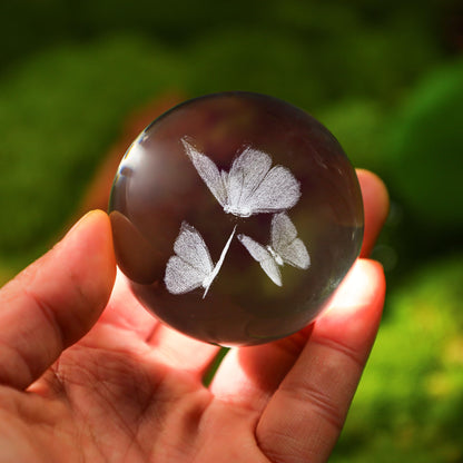 HDCRYSTALGIFTS 3D Laser Engraved Butterfly Crystal Ball Paperweight 2.36in(60mm) Glass Decorative Ball for Room Table Ornament Butterfly Figurines for Mom Women Friends