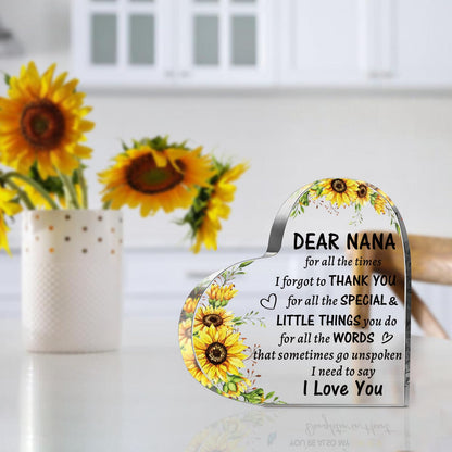 Best Nana Gifts from Grandkids, to My Nana Acrylic Heart Sign Paperweight Presents, Birthday Christmas Mothers Day Valentines Day Gifts for Nana Grandma Grandmother