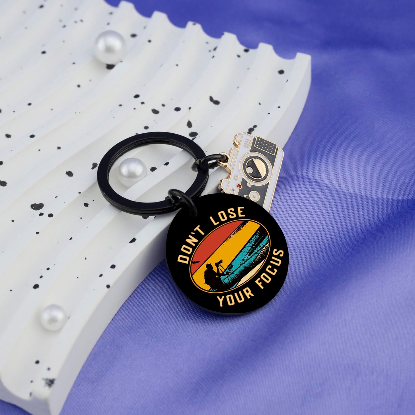 Cool Photographer Gifts for Him Unique Camera Keychain Gifts for Photographers Photography Enthusiasts Men Boyfriend Husband Inspirational Birthday Fathers Day Gift Idea-Don't Lose Your Focus