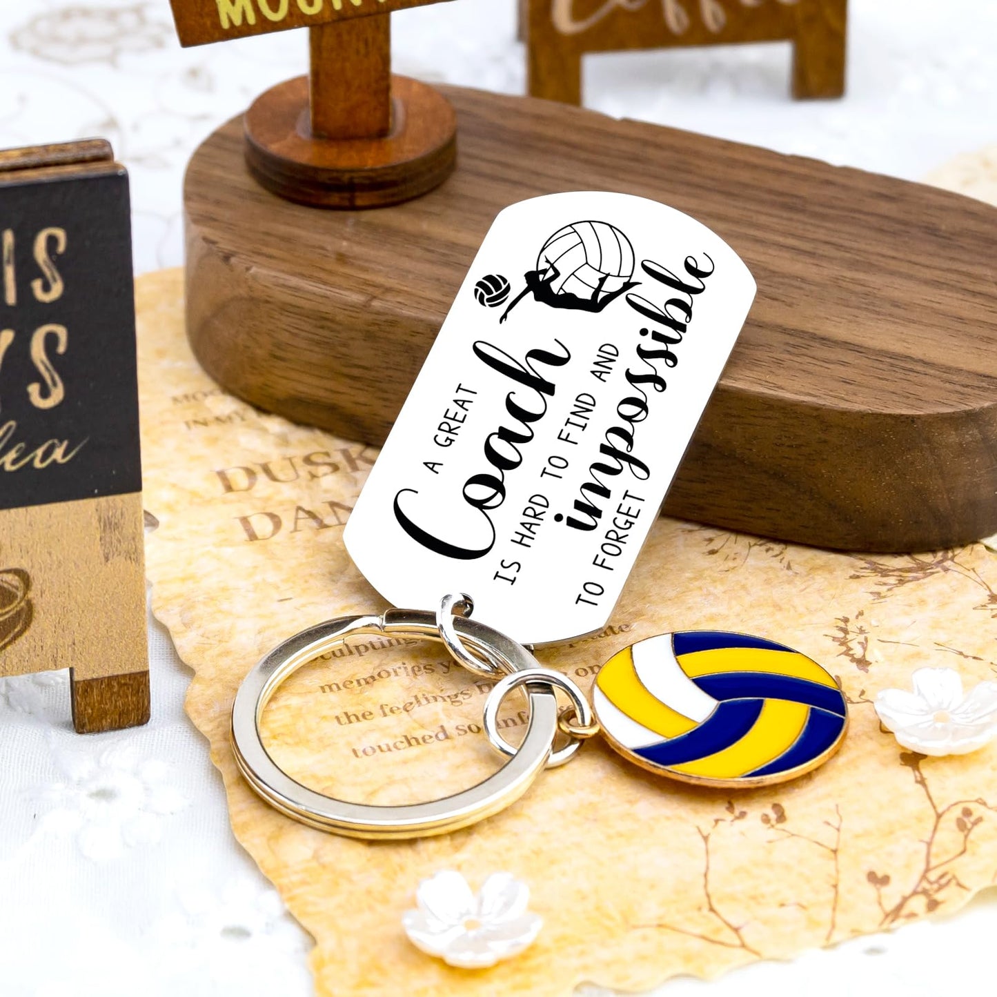 Coach Keychain Coach Gifts for Men Women Thank You Appreciation Gift for Coaches Volleyball Football Seccor