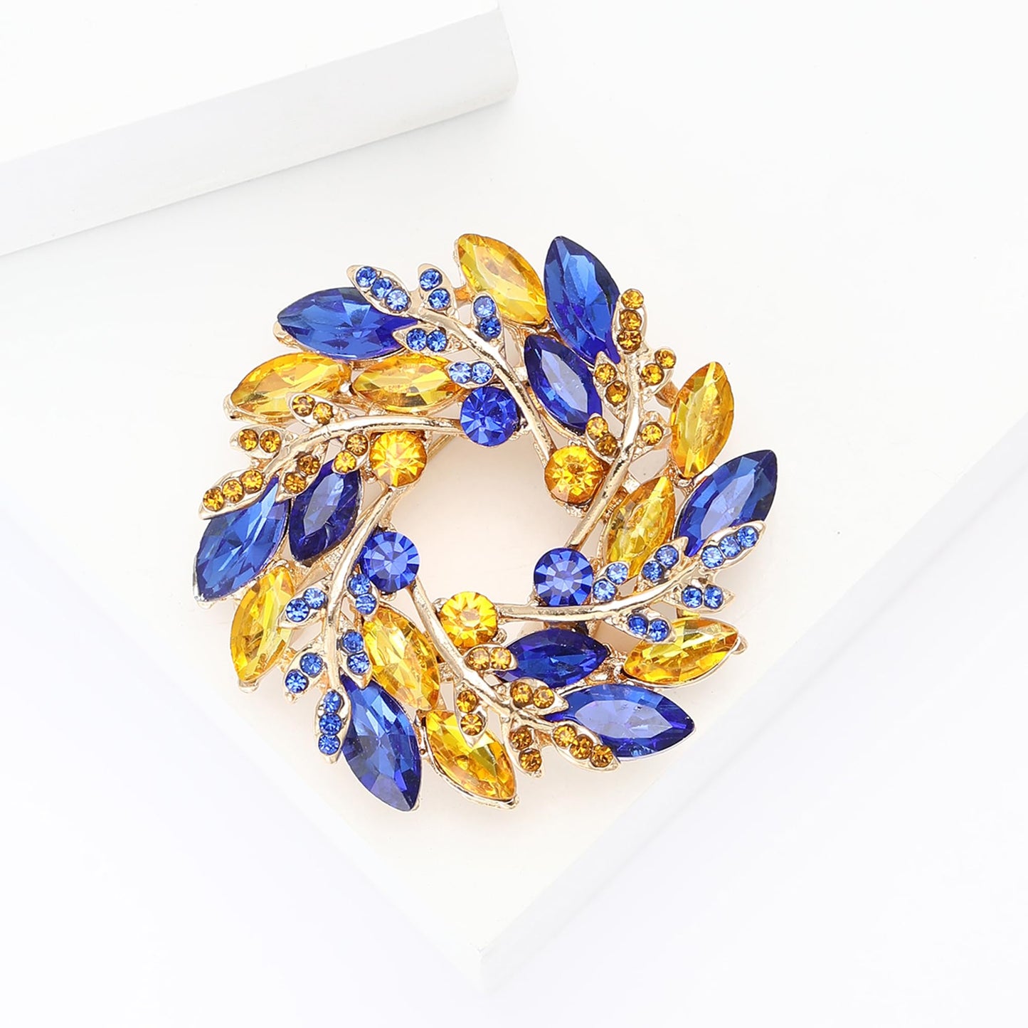 Fashionable Rhinestone Wreath Brooch for Women Ukrainian Blue and Yellow Wheat Ear Brooch Dress Suit Pin Accessories Party Banquet Gift