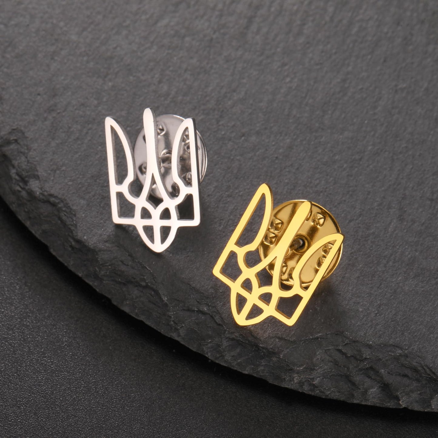 Dreamtimes Ukrainian Symbol Brooch pins Ukrainian Coat of Arms Lapel Pin for Men Women Ukraine Trident Inspired Jewelry Ukraine Remembrance Pin Patriotic Gift