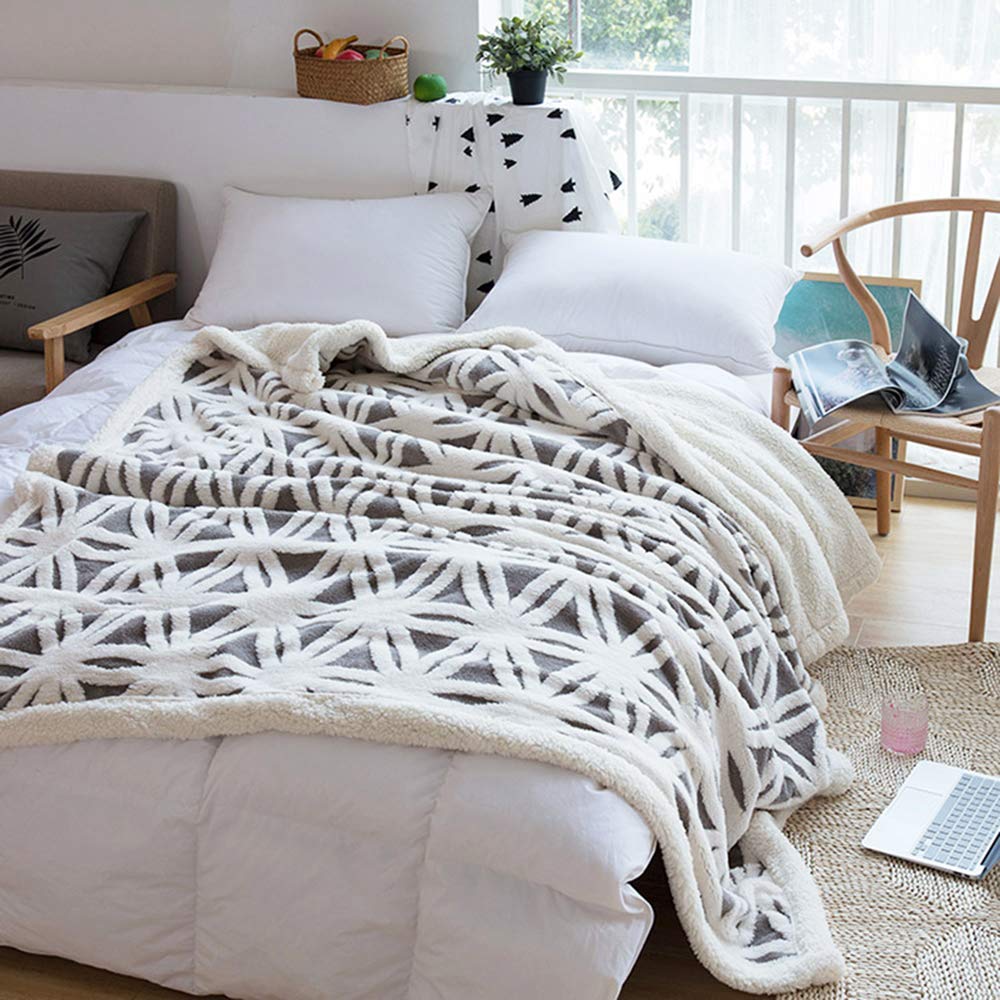 LOMAO Sherpa Fleece Blanket for Mom Cozy Soft Throw Blanket for Women Men Birthday Gifts Dual Sided Couch Sofa Bed Blanket (Grey,51x63)