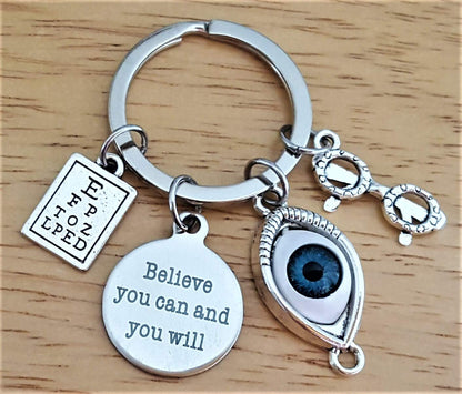 Kit's Kiss Eye Doctor Keychain Ophthalmologist Gift Ophthalmology Optometrist Ophthalmic Assistant Optometry Graduation Eye Exam Optician Vision Eyeglasses Keyring
