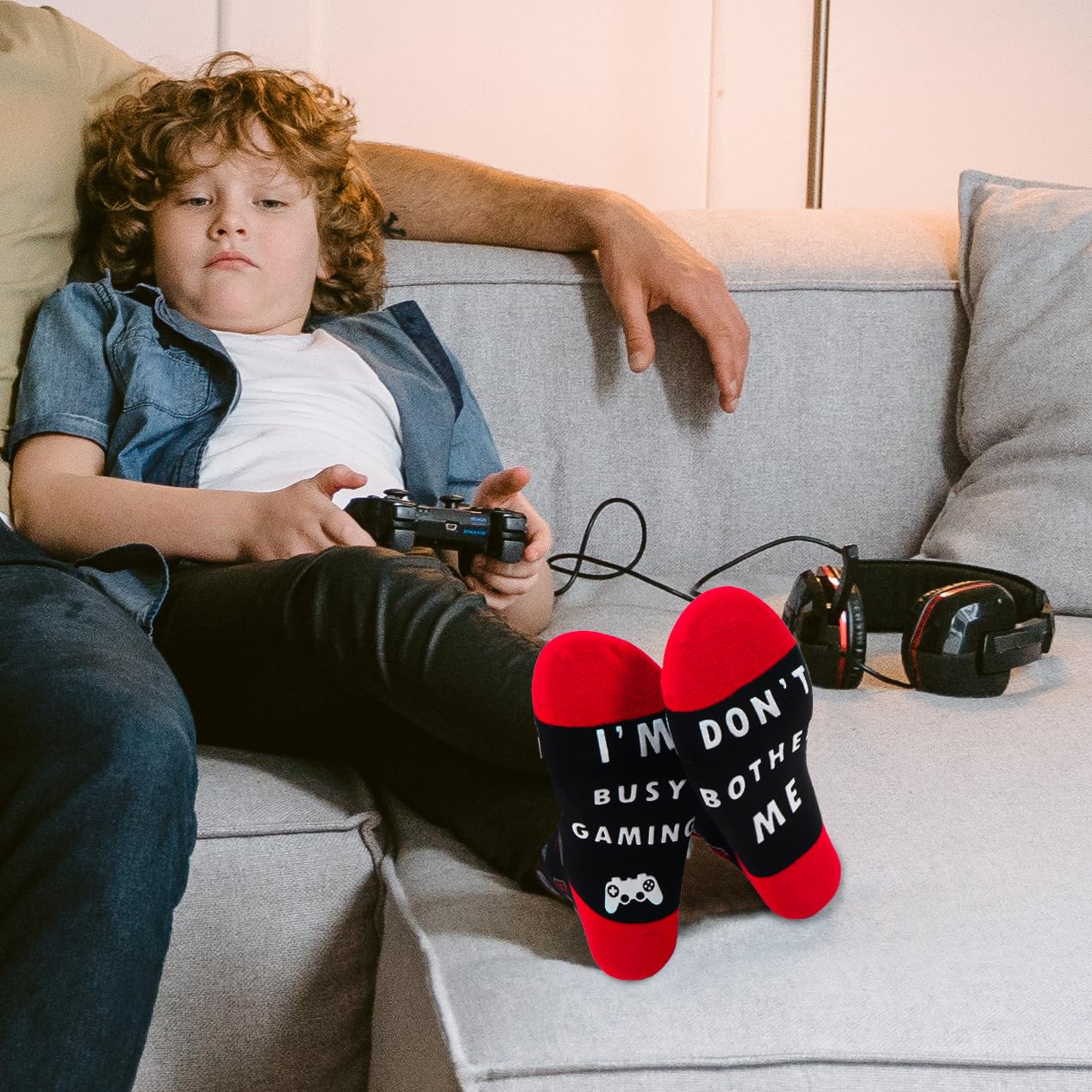 Gamer Gifts for Teenage Boys, 2026 Graduation Gift for Teens, Gaming Dad Gift, Gaming Gifts for Men Brother Uncle Boyfriends, A Pair of Gamer Socks + One Throw Pillow Covers