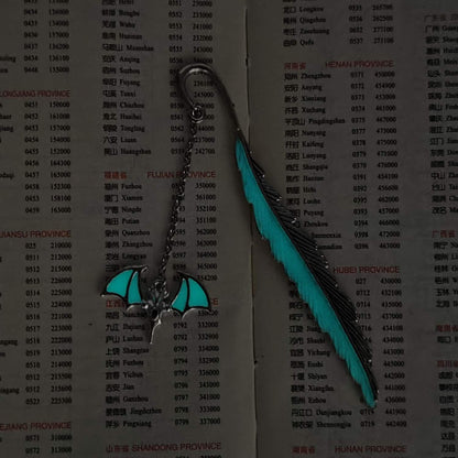 Gzrlyf Bat Bookmark Luminous Bookmarks Bat Gifts for Book Lover Bookworm Gifts Bat Lover Gifts (Luminous Bookmark)