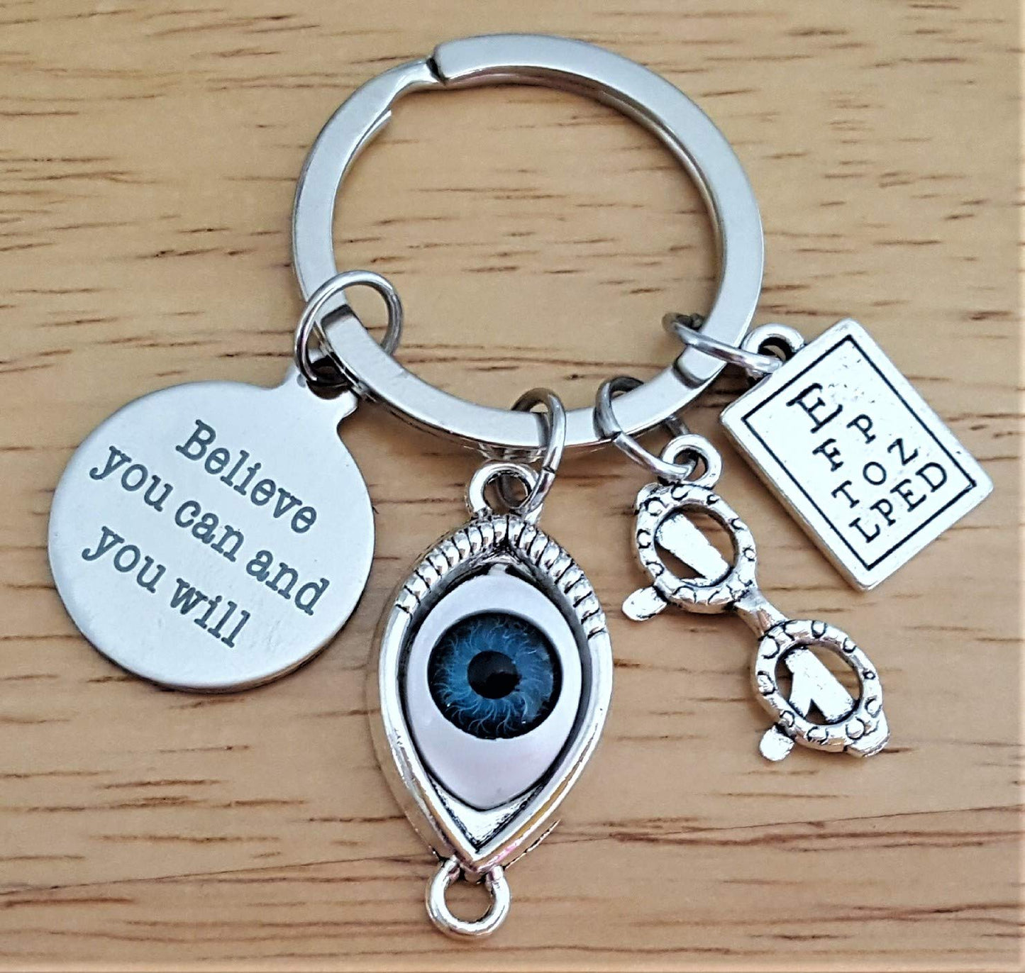 Kit's Kiss Eye Doctor Keychain Ophthalmologist Gift Ophthalmology Optometrist Ophthalmic Assistant Optometry Graduation Eye Exam Optician Vision Eyeglasses Keyring