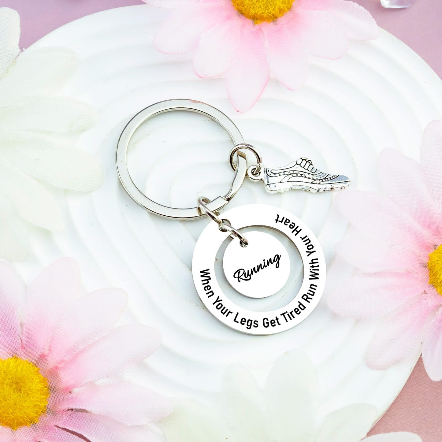Cross Country Running Gifts Runner Keychain Marathon Gift for Women Men Running Track And Field Accessories for Men Marathon Gift for Track Athletes