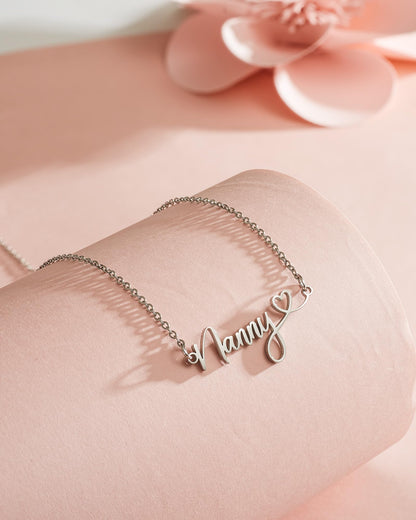 Grandma Necklace Nanny Jewelry Stainless Steel Cutout Gigi Mimi Nana Nanny Heart Letter Pendant Necklace Gifts for Grandma from Grandchild.
