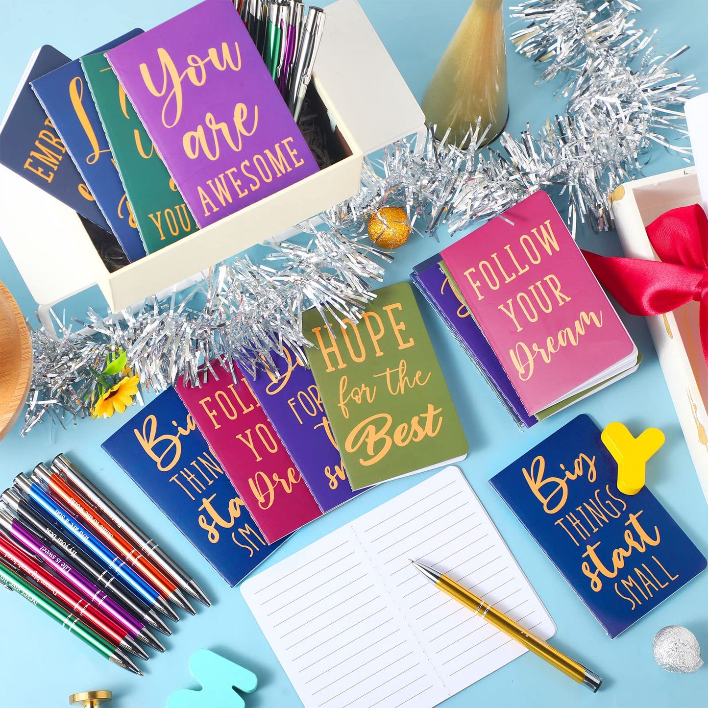 Funrous 32 Pcs Motivational Quote Pens Inspirational Notepads Mini Journal with Ballpoint Pen Small Notebooks Gift for Men Women Coworker Adult Party Favors Prize Teacher Student Office(Simple)