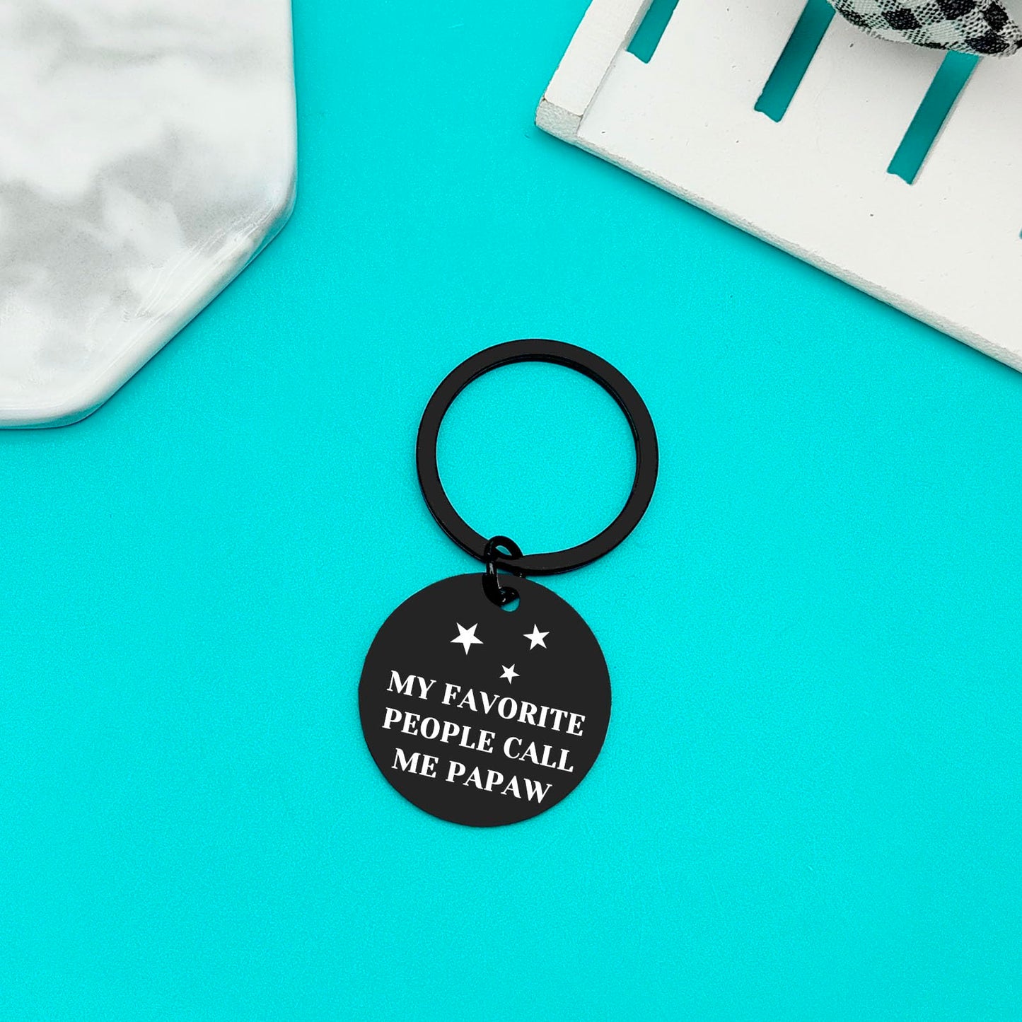 Xiahuyu Grandpa Gifts Papaw Keychain My Favorite People Call Me Papaw Keychain Christmas Birthday Gifts for Grandpa Grandad Papaw Fathers Day Gift Grandpa Gift from Grandkids