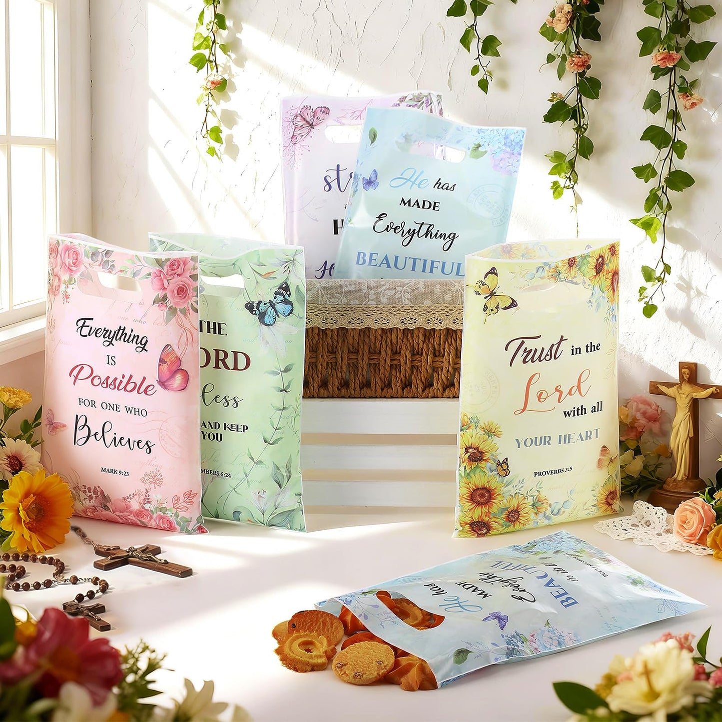 Pajean 100 Pcs Christian Gift Bags Mother's Day Floral Bible Verse Plastic Bags with Handles Religious Party Favor Pouch Inspirational Flower Candy Goodie Pouch for Women Wedding Church Gifts Supply
