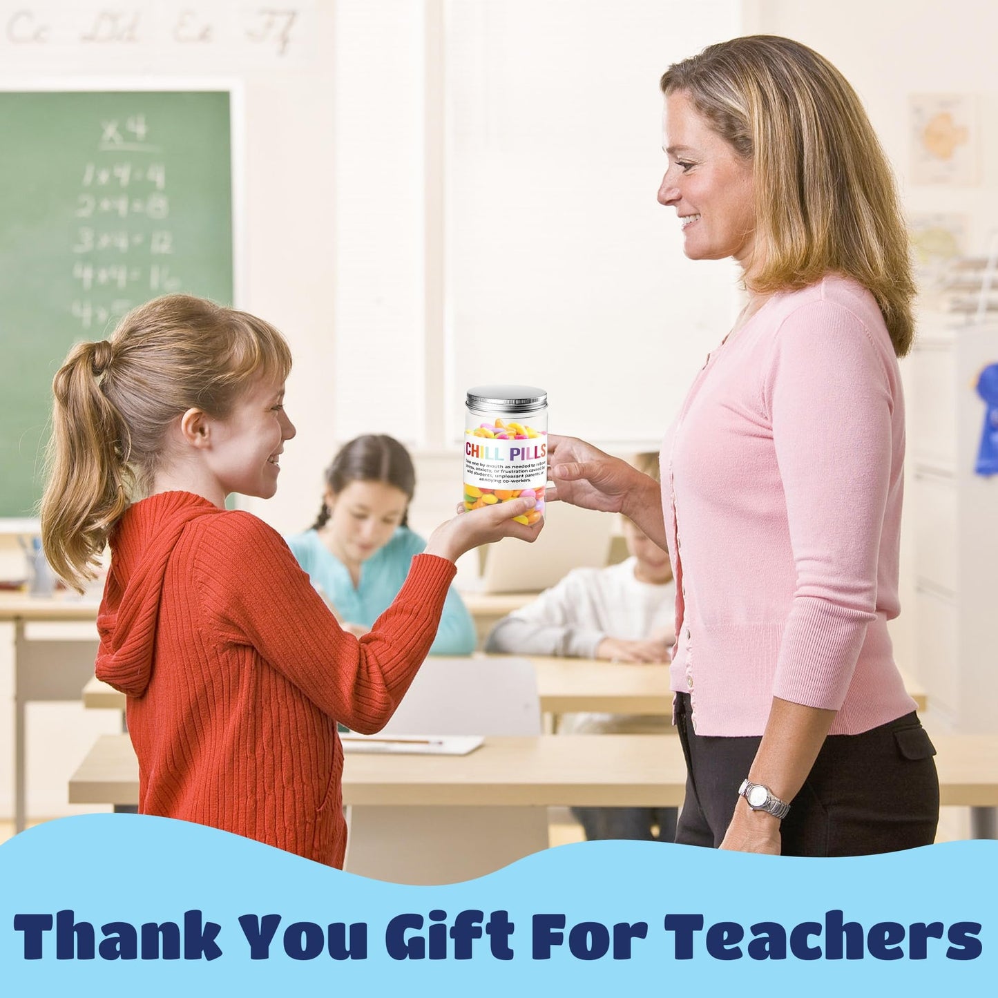 Funny Teacher Appreciation Gift - Plastic Chill Pills Jar with "Chill Pills"Sticker Cute Practical Medication Management Transparent Jars for Teacher's Day Graduation Gift(Candy Not Included)
