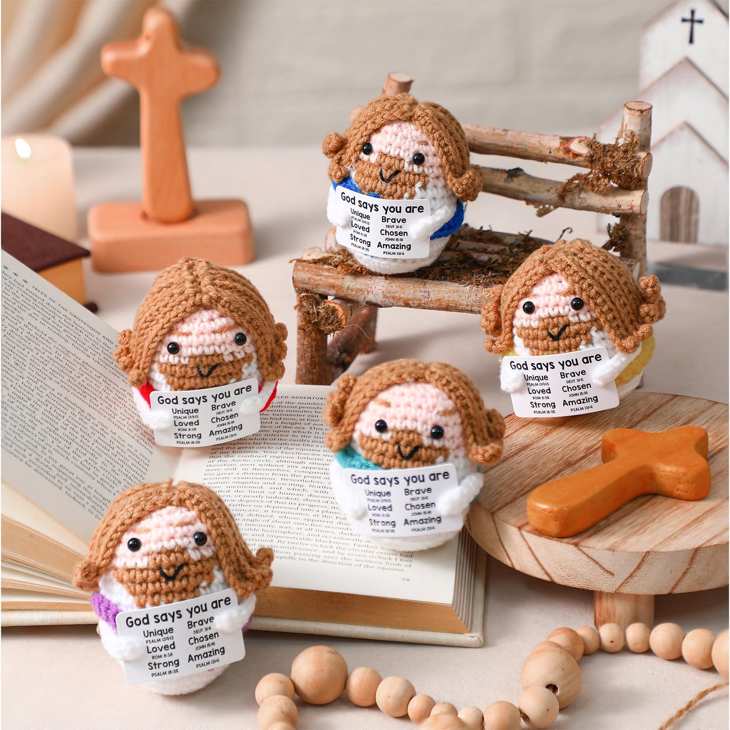 Marsui 5 Pcs 5 Pcs Crochet Dolls Christian Positive Gifts for Women Mini Jesus Figures with Positive Card Handmade Religious Crochet Plush Doll for Church Sunday School Motivational Gift (Colorful)