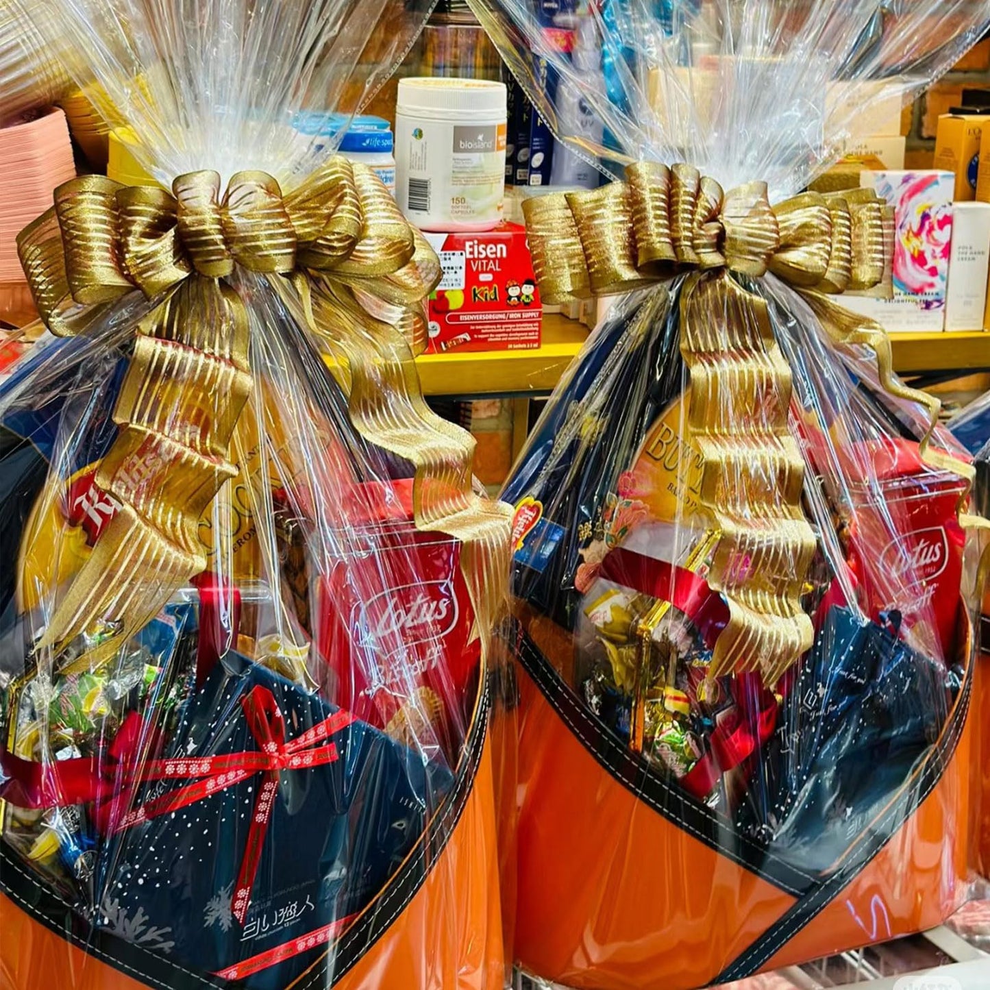 WIKDAY Cellophane Wrap for Gift Baskets 5 PCS 18x30 Inches Large Clear Cello Gift Bags with Ties Plastic for Gift Giving, Packaging Products