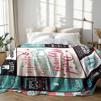 ZWERIVP Dental Hygienist Gifts for Women, Gifts for Dental Hygienist, Dental Hygiene Present, Dental hygien Birthday Present for Women, Dental Hygienet Appreciation Throw Blanket 60"X50"