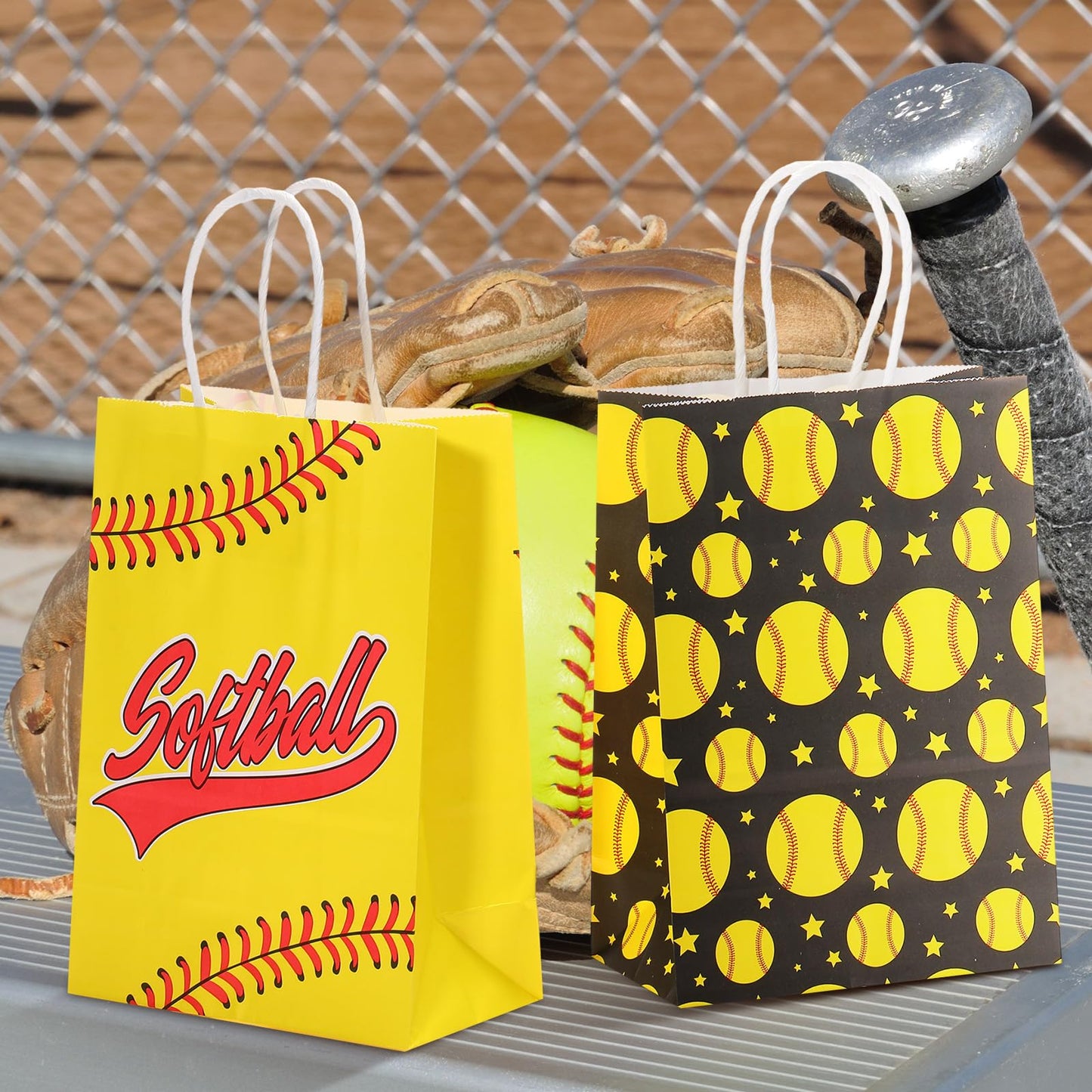 Leinuosen 30 Pcs Softball Gift Bags Softball 2026 Senior Night Party Favor Sport Team Treat Bags with Handles for Snacks Candy End of Season Birthday Party Supplies
