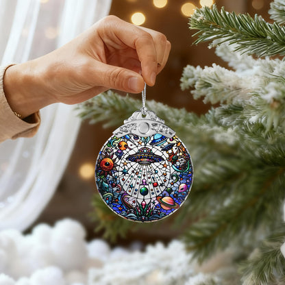 FUCDTEFC UFO Alien Decor Gifts, Crystal Resident Alien Stained Glass Ornament, Christmas Ornaments, UFO Alien Xmas Christmas Tree Decorations, Beautiful UFO Alien Ornaments for Holiday Presents Gift