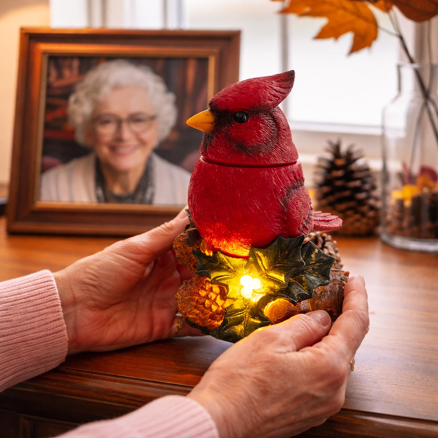 TISEJOY Red Cardinal Gifts for Women 8", Bobbing-Head Cardinal Statues that Emit Bird Chirps, Handmade Bird Decor Gift for Women, Mom, Grandma, Bird Lover,Memorial Gifts for Loss of Loved One