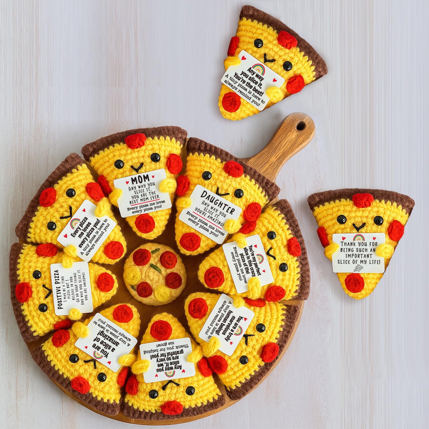 Fathers Day Mini Gifts for Daddy, Teacher Appreciation Handmade Crochet Pizza for Farewell Birthday Graduation Retirement Thank You Gifts For Friends Coworkers Classroom Celebration Office Gift Ideas