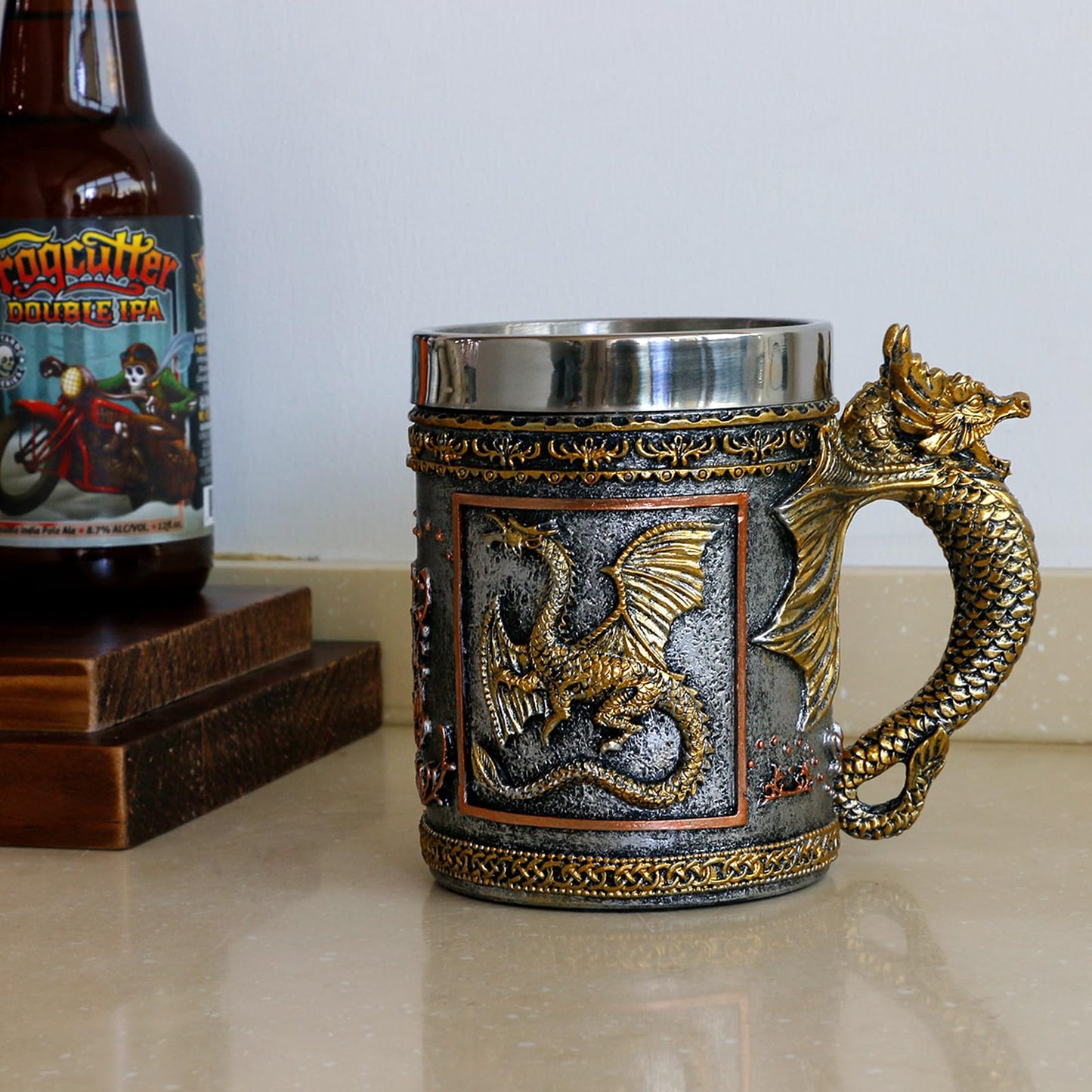 alikiki Medieval D&D Dragon Coffee Mug - 15.8oz Stainless Gold Roaring Dragon Beer Drink Mug for GOT Lovers Collector Ideal Novelty Gothic Father Day Gift Party Decoration