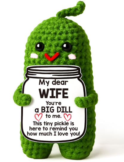 MAMAGIFTRE Gifts Mothers Day for Wife from Husband, Handmade Croche Pickle to My Wife I Love You Birthday Gift for Wife, Wedding Anniversary Romantic Gift for Couples Women,Small Love Sign Decor