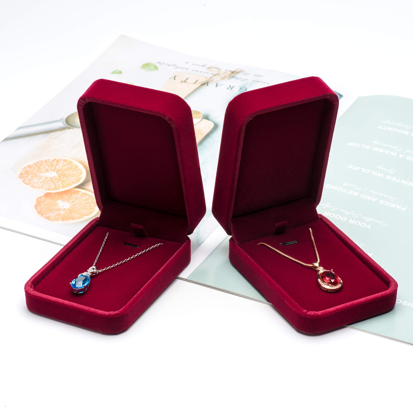 Classic Velvet Jewelry Gift Box Case for Necklace Pendant (Wine Red)