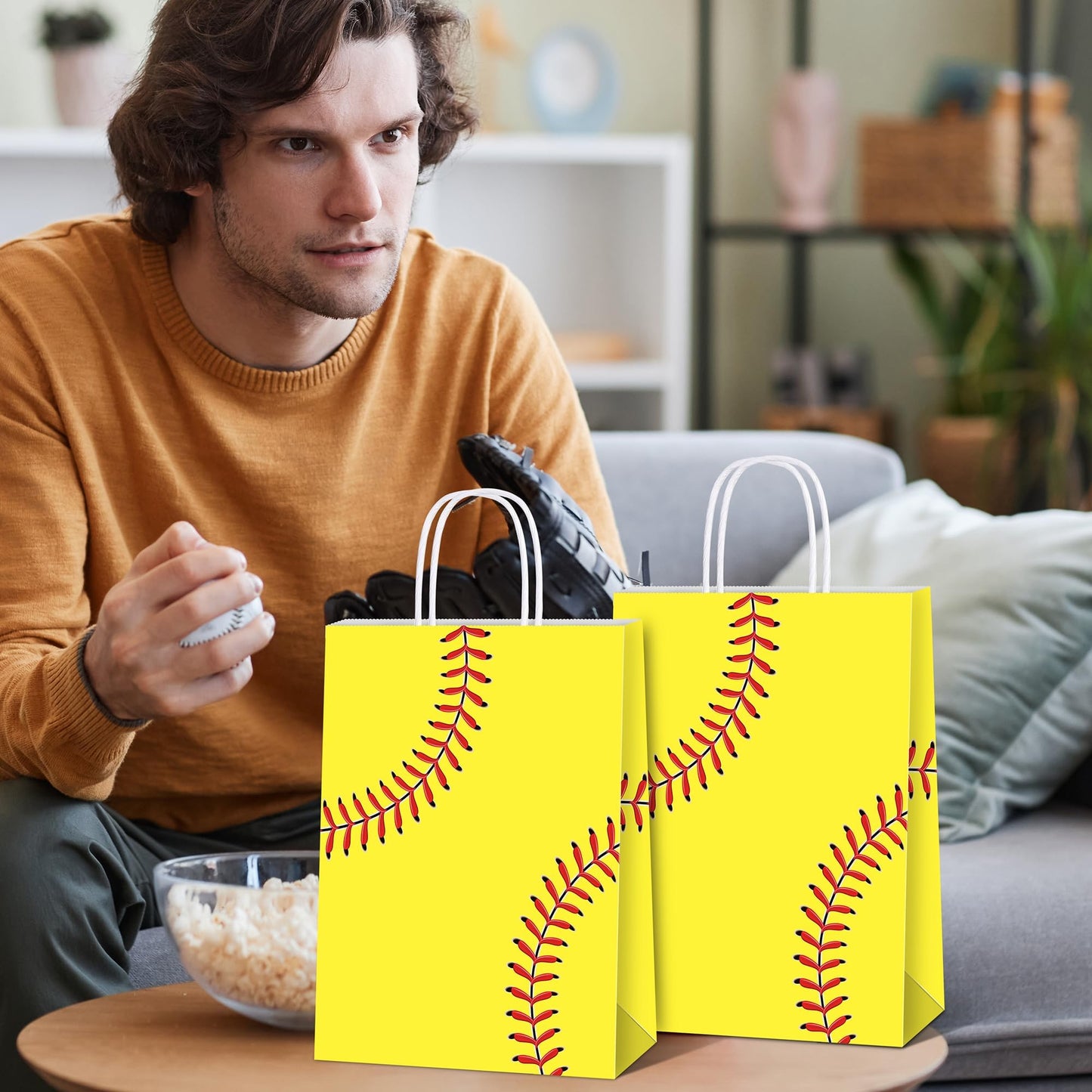 MIMIND 16 Pack Softball Gift Bags with Handles Paper Party Favor Goodie Bags Softball Treat Bags for Birthday Game Day Sport Themed Party Supplies
