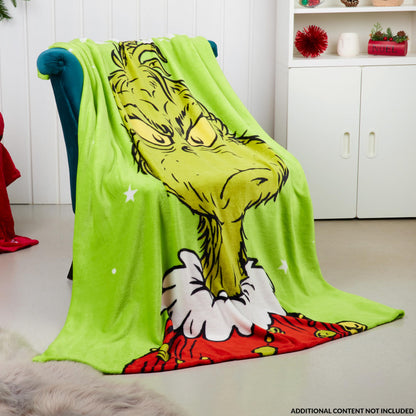 The Grinch Throw Blanket, Soft & Warm Fleece Christmas Blanket, Warm Lightweight & Fluffy Throw, Cozy Bedroom Accessories, Secret Santa Xmas Gifts (Green)