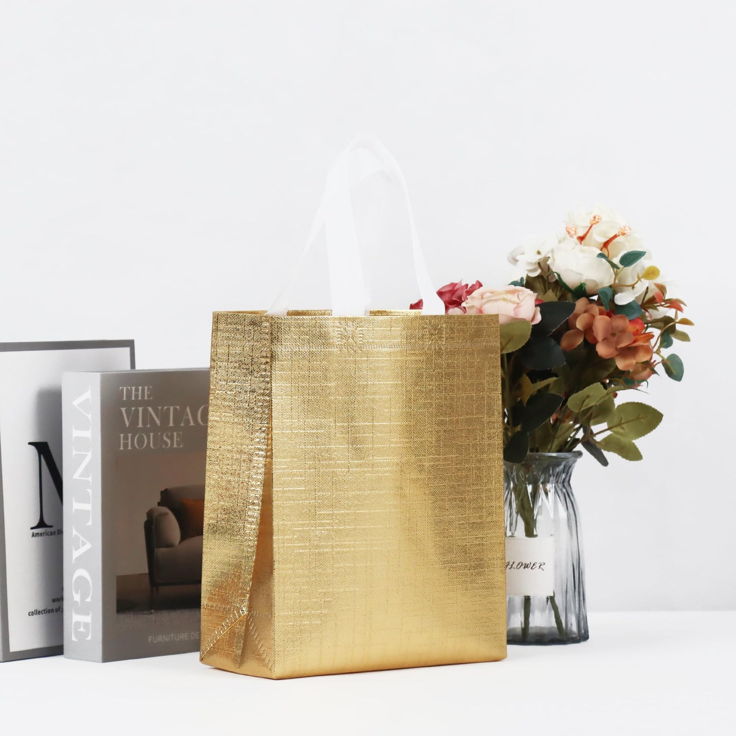 cabzymx Gold Small Reusable Gift Bags with Metallic Design, 25 Pcs Return Gift Bag Bulk for Wrapping Gifts, Birthday, Wedding, Parties-10.2x3.9x8.3 In
