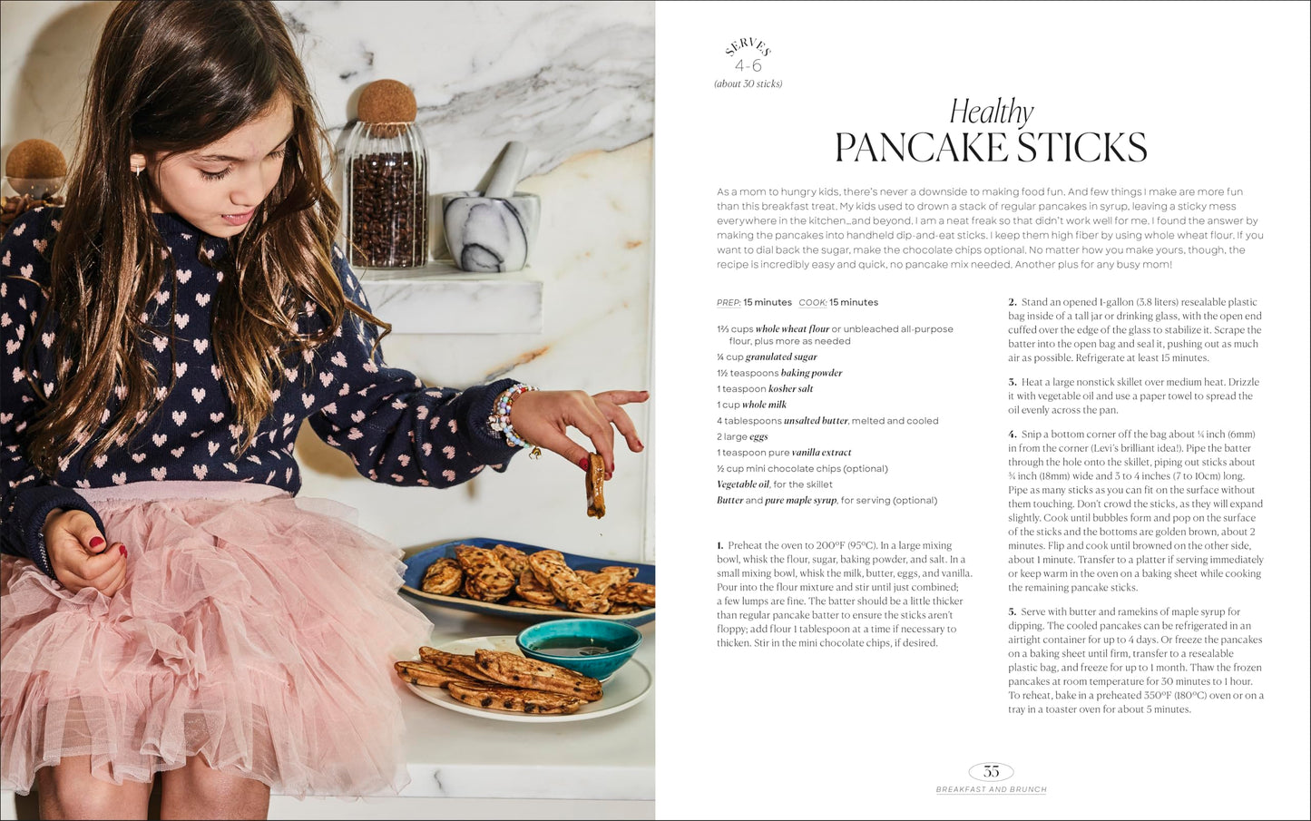 She's a Host: An Unbuttoned Cookbook for Elegant Entertaining