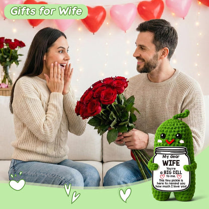 MAMAGIFTRE Gifts Mothers Day for Wife from Husband, Handmade Croche Pickle to My Wife I Love You Birthday Gift for Wife, Wedding Anniversary Romantic Gift for Couples Women,Small Love Sign Decor