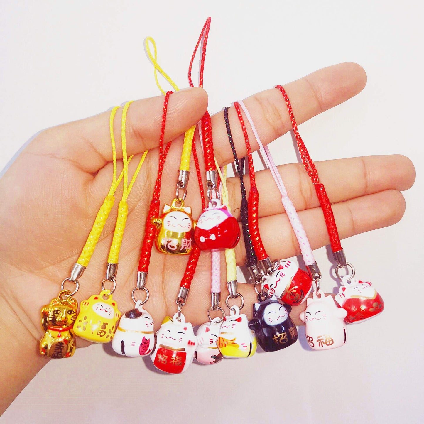 EatingBiting 12PCS Random Fortune Lucky Japanese Beckoning Cat Maneki Neko Keyring Keychain Key Rings, Fengshui Fortune Lucky Cat Kitty Key Chains Keyrings Keychain good health mascot Avoid evil