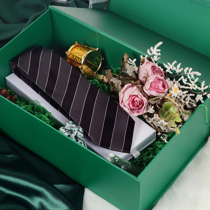 LFBOX Green Christmas Gift Box with Magnetic Lids 13.8x8.3x4.4 in, Bridesmaid Groomsman Proposal Box, Large Rectangle Storage Box 5 Pack