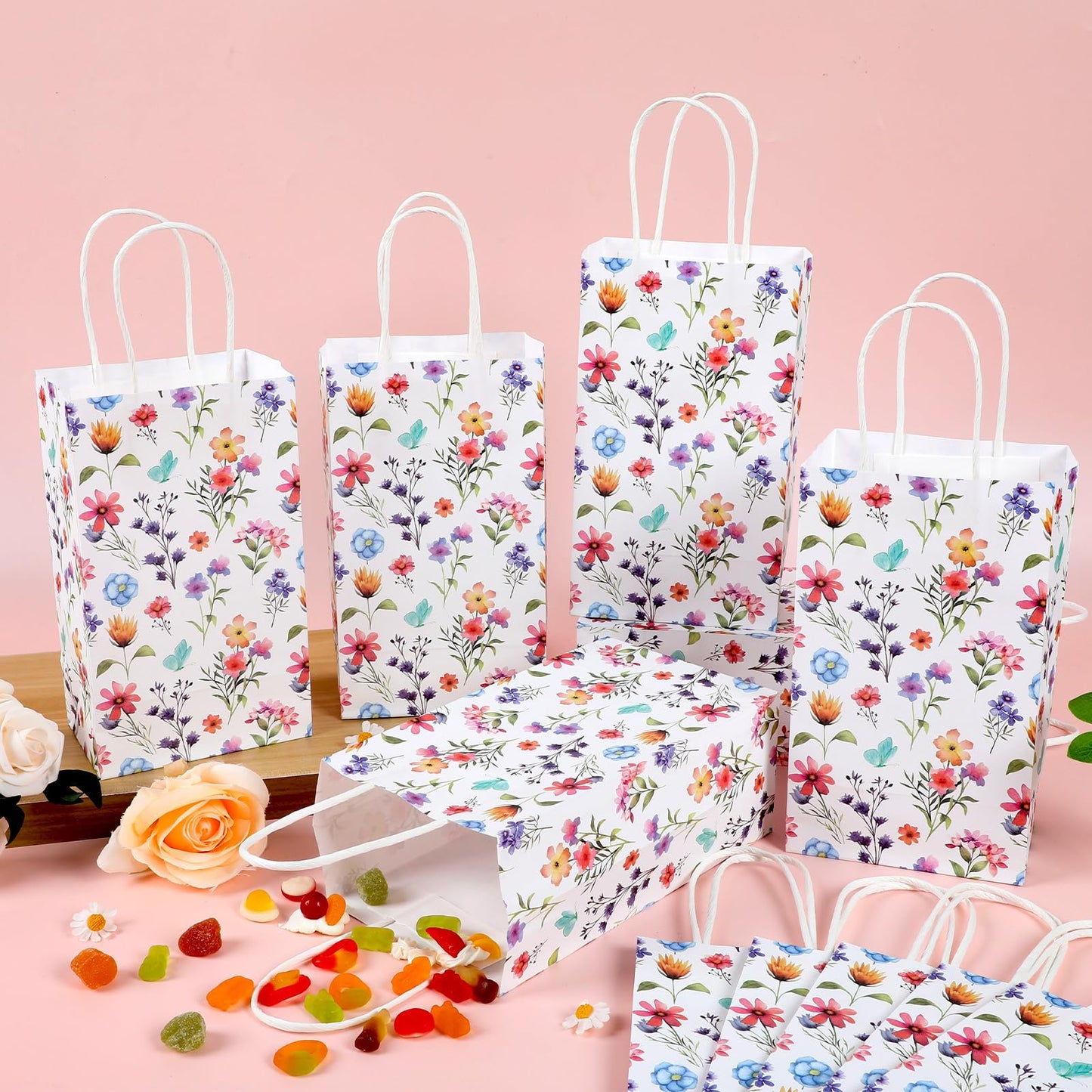 CHUNNIN Wildflower Gift Bags Spring Floral Welcome Flower Party Favors Wildflower Paper Candy Goodie Treat Bags with Handles for Garden Decorations Birthday Tea Bridal Shower Wedding Supplies