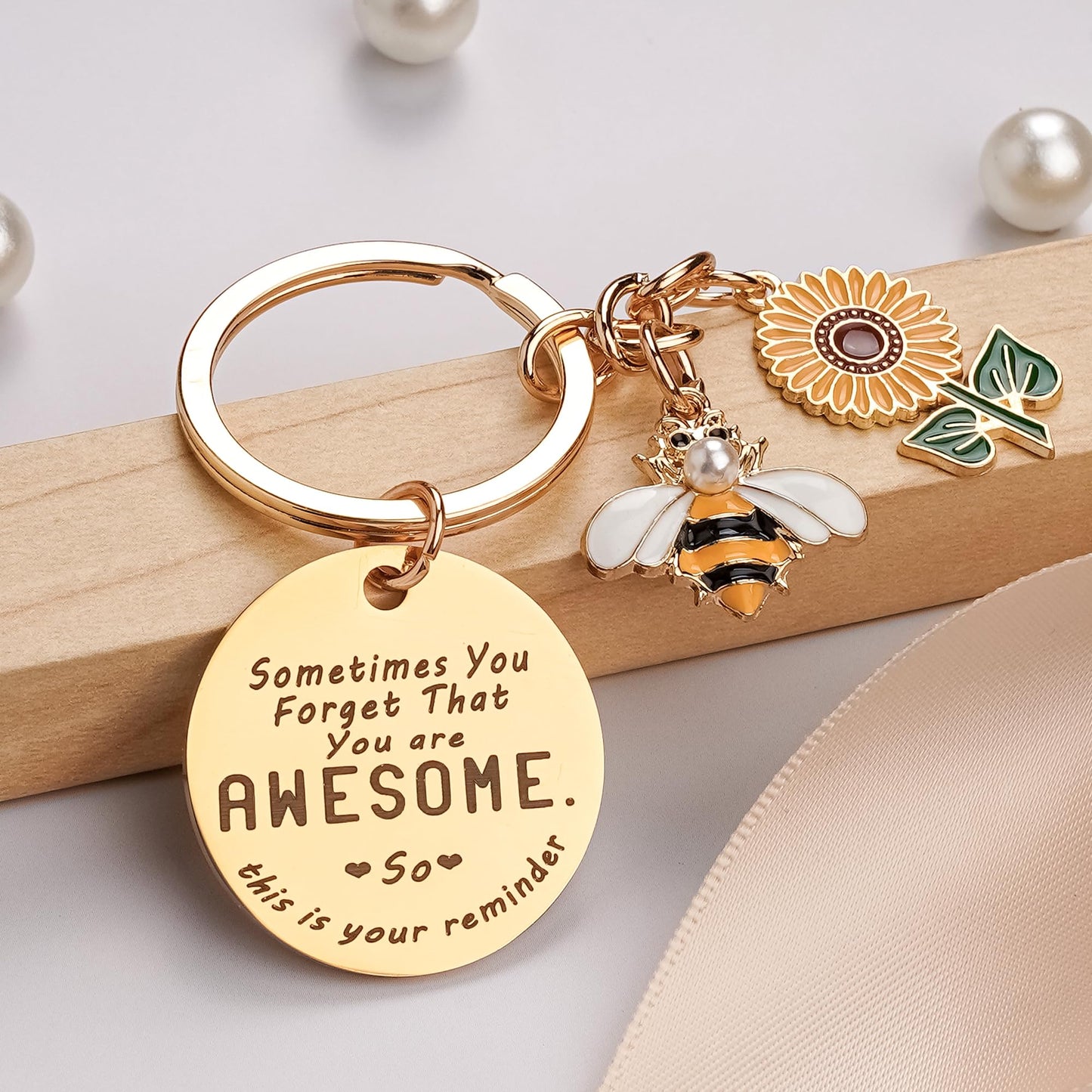 Sunflower Keychains Inspirational Gifts for Women - Motivational Keyring Friendship Keychain Gift, Yellow Sunflower Bee Key Chain for Him Her Friend Coworker Purse Wallet Handbags Backpack