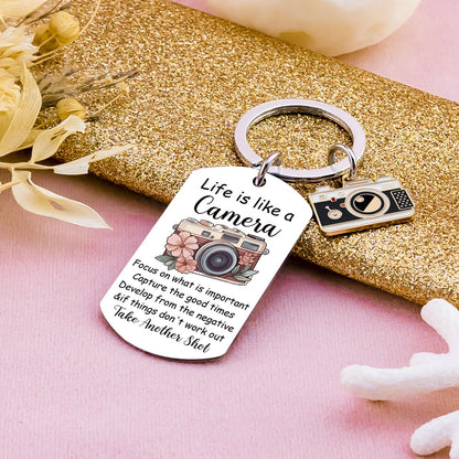Ibiwe Photographers Gifts Camera Keychain Cool Gifts for Photographers Women Men Photograph Lovers Gift Unique Birthday Christmas Wedding Thank You Gift
