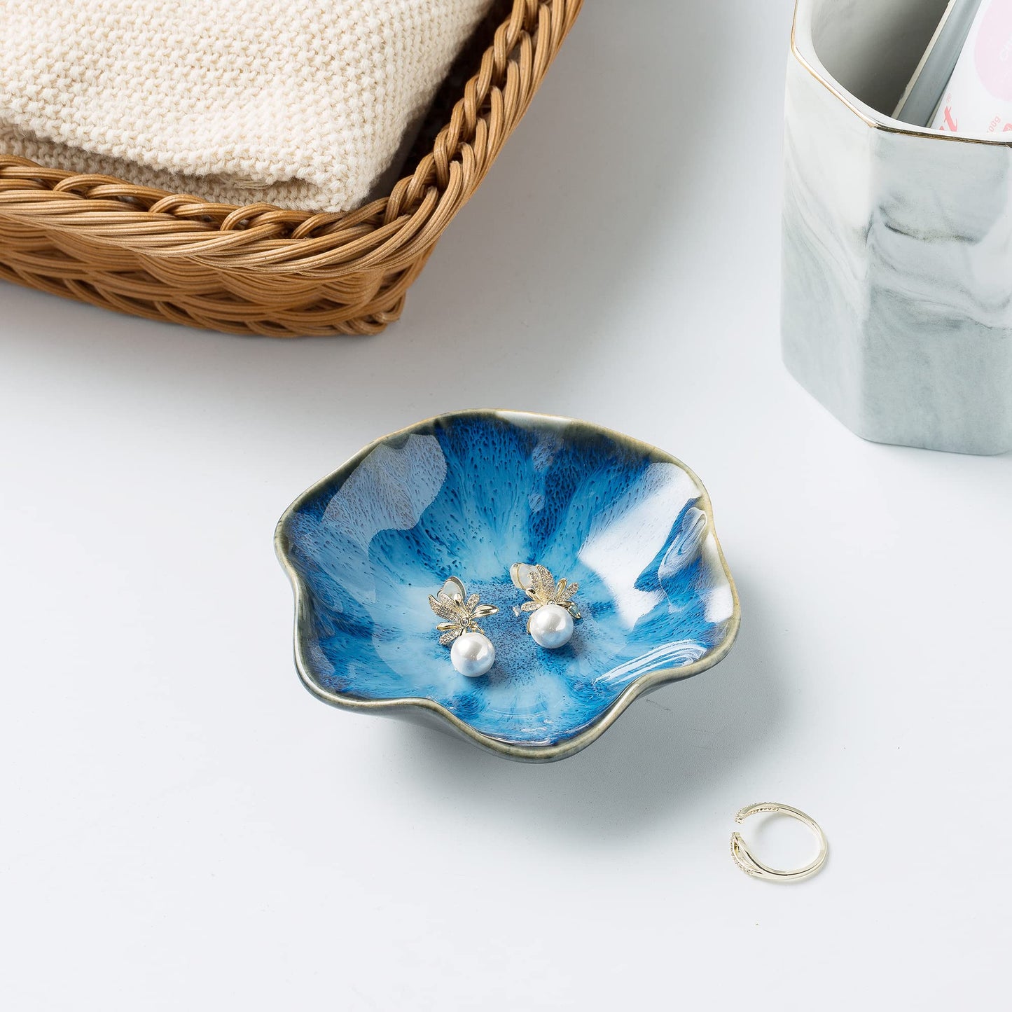 Jewelry Dish Tray, Ring Dish, Ceramic Trinket Tray, Key Bowl, Decorative Plate, for Friends Sisters Daughter Mother (Starry Blue)