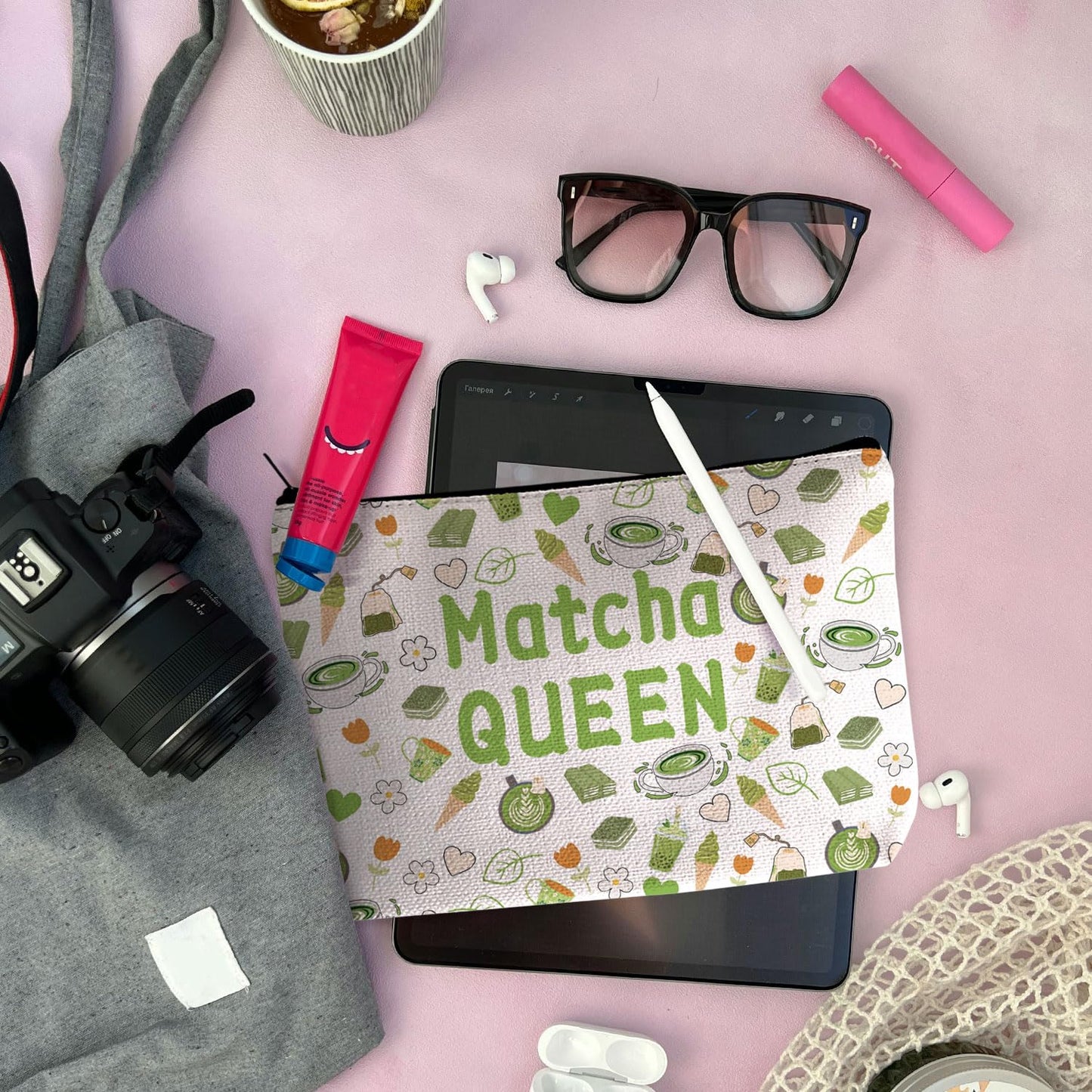 MAOFAED Matcha Gift Matcha Queen Cosmetics Bag For Women Matcha Lover Gift Tee Enthusiast Gift Zipper Pouch (matcha queen)