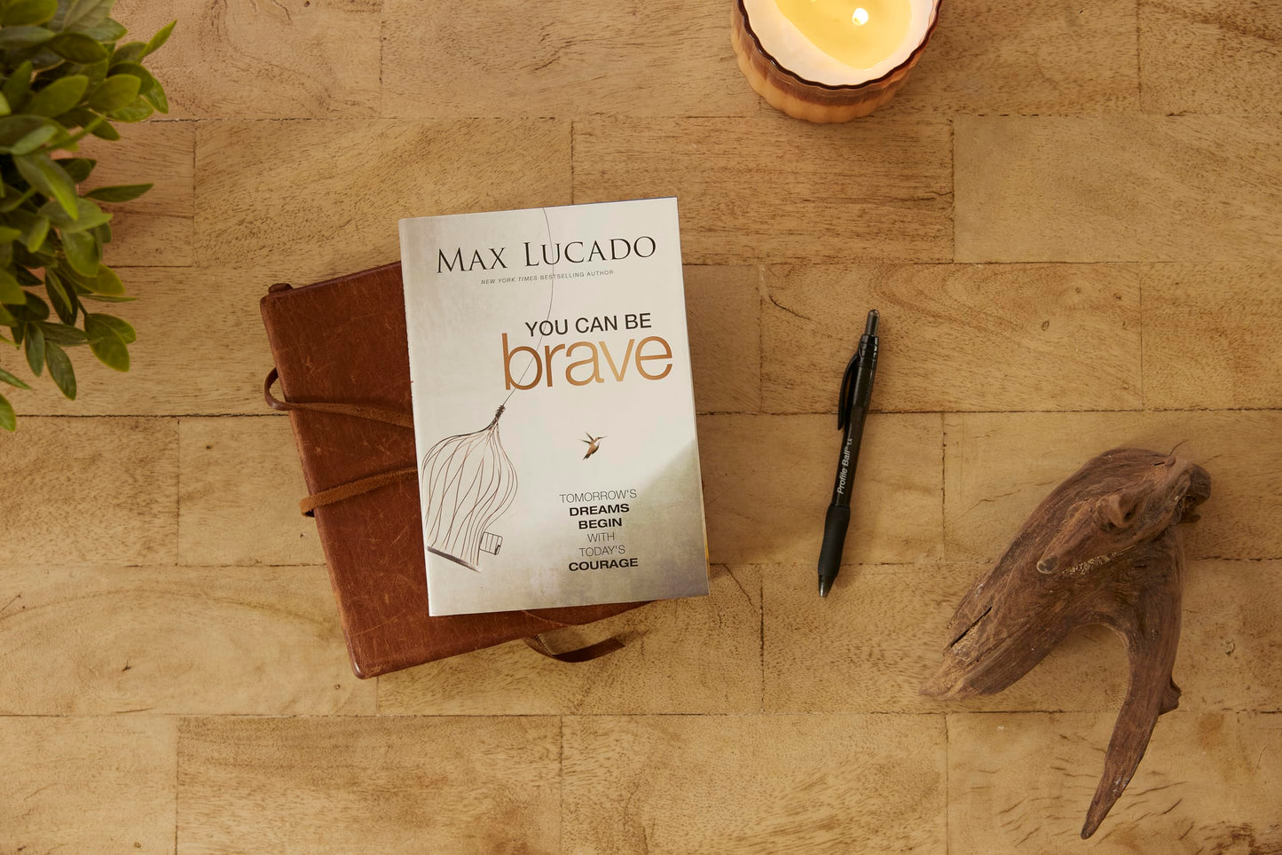 You Can Be Brave: Tomorrow’s Dream Begins with Today’s Courage – The Perfect Christian Graduation Gift to Celebrate Your Grad