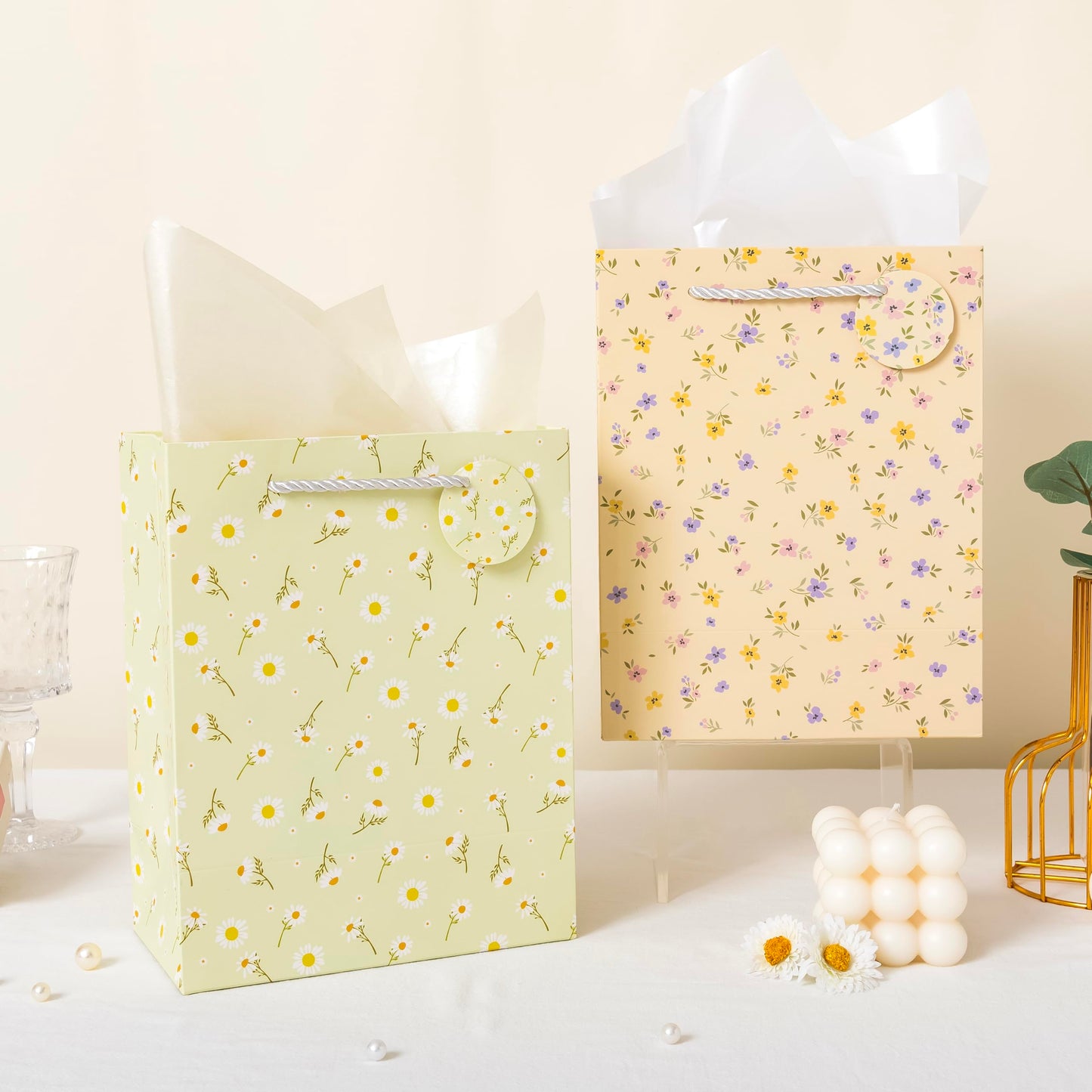 Crisky Bags for Small Business, 4 Pack Medium Gift Bags with Handles, Wildflower Floral Wedding Gift Bag Medium Size Goodie Bags with Tissue Paper for Bridal Shower, Engagement, Birthday, Graduation